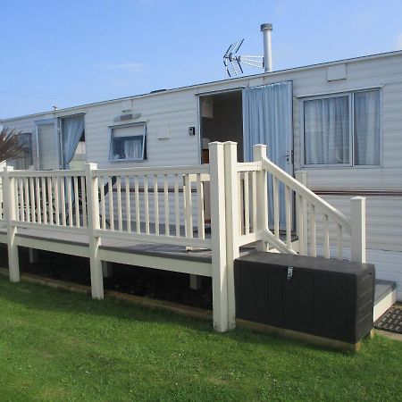 Summer Breeze Caravan Bacton  Екстер'єр фото