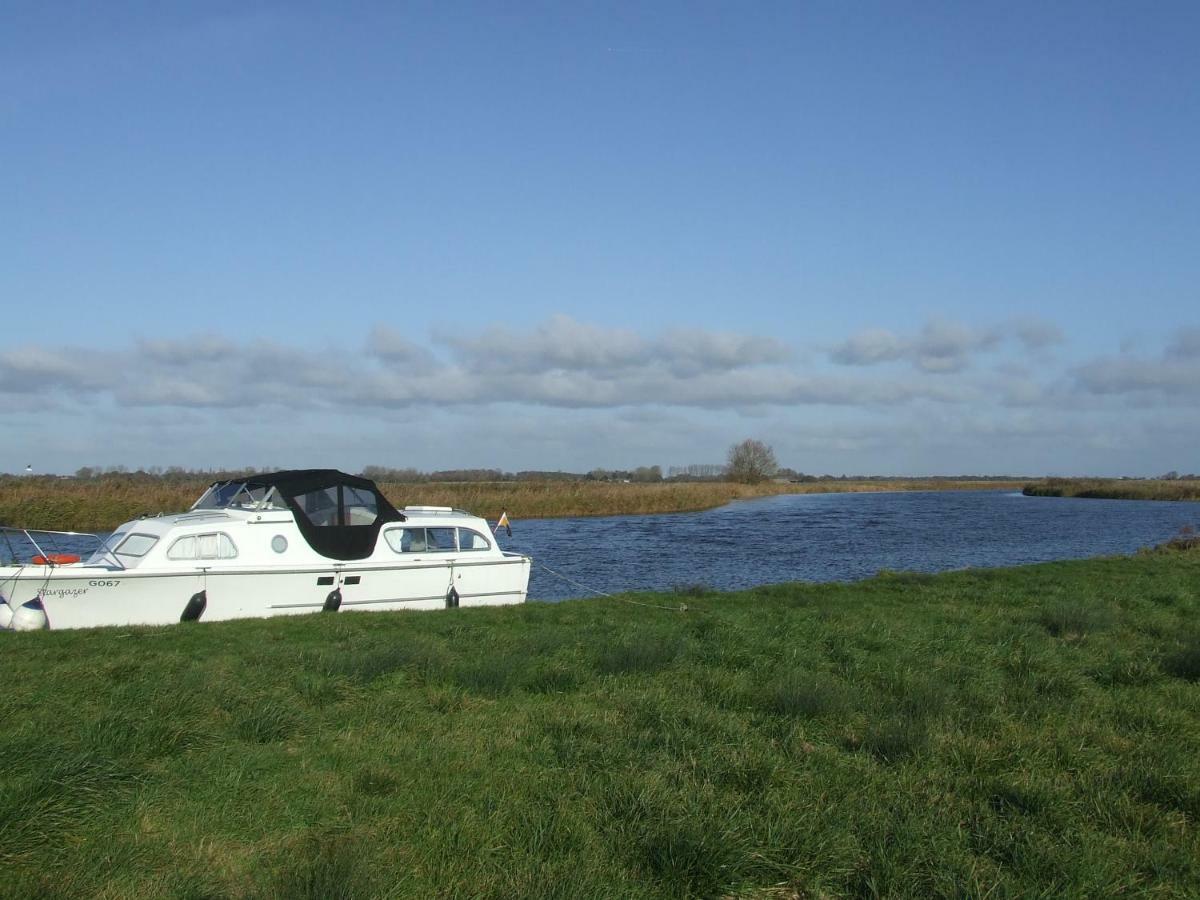 Summer Breeze Caravan Bacton  Екстер'єр фото